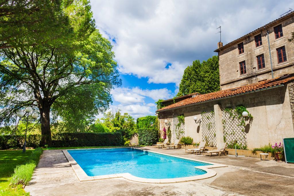 Auberge Du Pont Romain Sommieres Luaran gambar