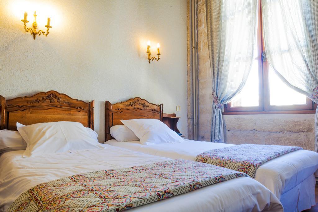 Auberge Du Pont Romain Sommieres Bilik gambar