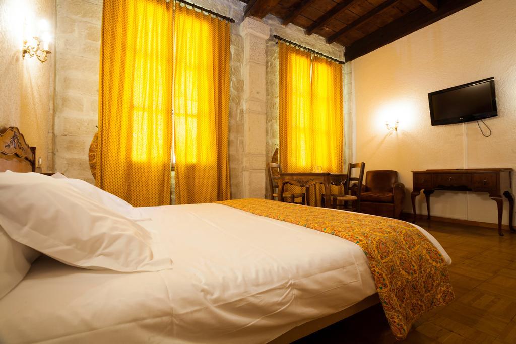 Auberge Du Pont Romain Sommieres Bilik gambar