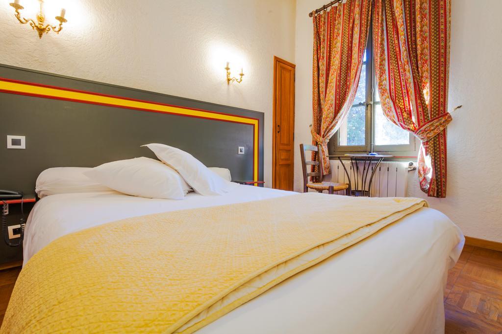 Auberge Du Pont Romain Sommieres Bilik gambar