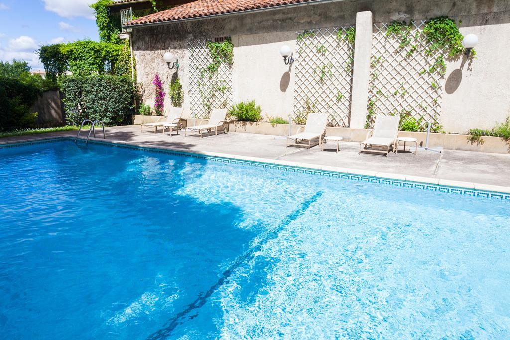 Auberge Du Pont Romain Sommieres Luaran gambar